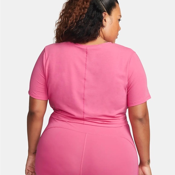 💰PRICE ⬇️ 
 NIKE • Woman’s Pink Plus Dri Fit Top • 3X - Picture 10 of 10